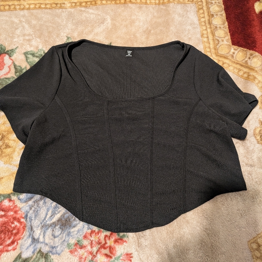 SHEIN Square Neck Asymmetrical Hem Tee
